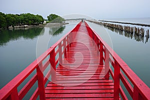 Long Red Bridge Samut Sakhon in bays