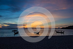 Long tailed boats shadow