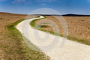 Largo tiempo devanado carreteras abrir pradera en pradera preservar 