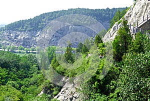 Longmen Grottoes view