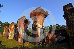 Longteng Broken Bridge