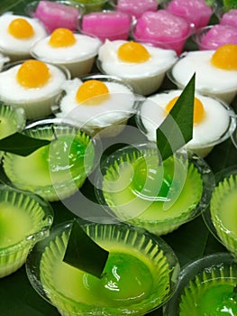 Loog choup, thai dessert