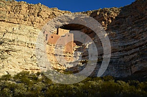 A Look at Historic Cliff Dwellings of the Sinagua People