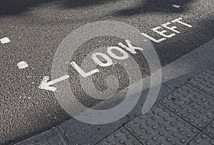 look left sign