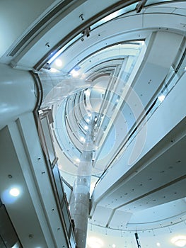 Look upward escalator