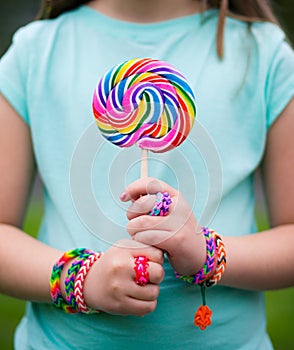 Loom bracelets photo