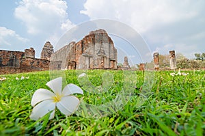 Lopburi, Thailand : Wat Phra Sri Rattana Mahathat