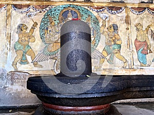 Lord shiva linga statue with unique Thanjavur paintings in historical Brihadeeswarar temple in Thanjavur, Tamilnadu.