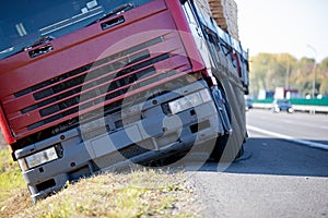 Lorry trailer semi truck accident