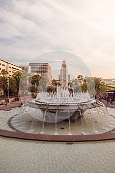 Los Angeles City Hall building behind water fountain at Grand Park