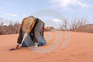 Losing faith in the desert