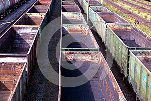 A lot of empty old rusty cars top view, a summer day