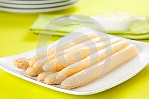 Lots of tasty white asparagus