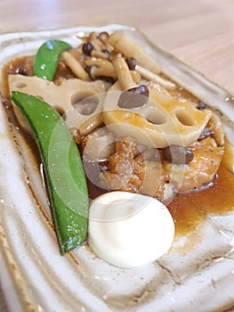 Lotus root and chicken dish