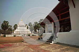 The Lotus Stupa is one of the unique features of Wat Wisounrat is the Watermelon Stupa, known as That Makmo.