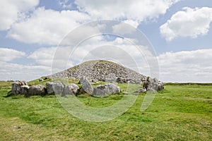 Loughcrew 3,300 BC | Ã¡rea full of megalithics mounds