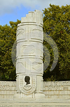 Loule Duarte Pacheco Monument photo
