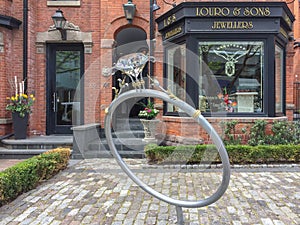 Louro and Sons Jewellers store front with oversized ring stone