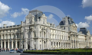 Louvre photo