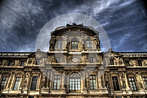 The Louvre Museum img