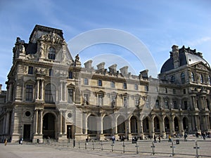 The Louvre Museum img