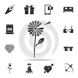 love flower icon. Love or couple element icon. Detailed set of signs and elements of love icons. Premium quality graphic design. O