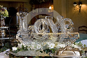 Love ice sculpture