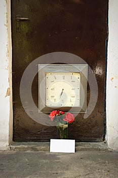 Love Message and Red Roses