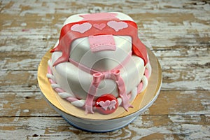 Love shaped fondant cake
