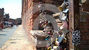 Lovelocks