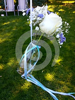 Lovely and Festive Outdoor Wedding Decorations