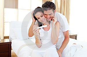 Lovers finding out pregnancy test