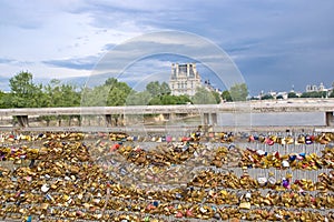 Lovers' padlocks, Paris