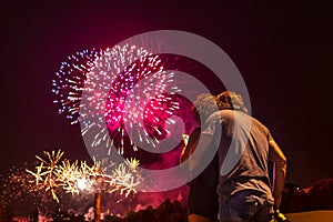 Carinoso seguimiento fuegos artificiales 