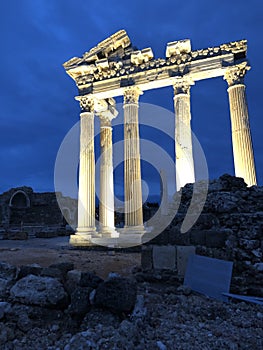 Low angle vertical shot of the amazing Apollon Temple in Turkey