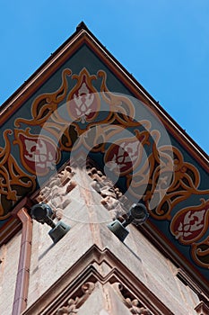 Roof eave and building corner