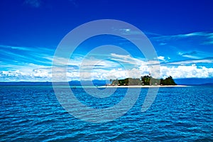 Low island of Great Barrier Reef