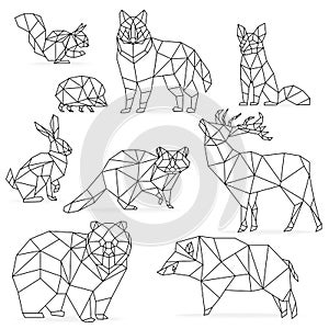 Low poly line animals set. Origami poligonal line animals. Wolf bear deer wild boar fox raccoon rabbit hedgehog.