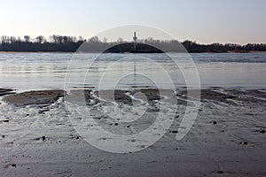 Low Tide at the river Elbe, Hamburg