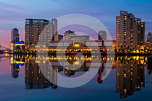 Lowry salford quays reflection photo