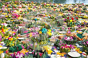 Loy krathong photo