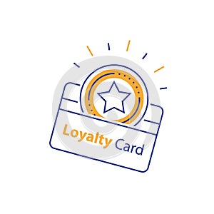 Earn reward, loyalty card, incentive gift, collecting bonus, shopping perks, discount coupon, line icon