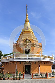 Luang Pho Eae Temple