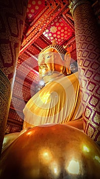 Luang Pho Tho at Wat Phanan Choeng ,Ayutthaya