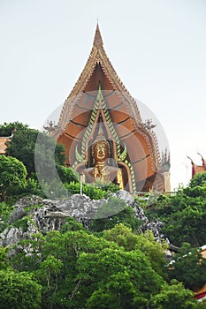 Luang Phor Chin Prathanphon Enshrined at Wat Tham Suea It is a temple and tourist attraction.