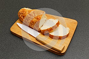 Lucianas bread and ceramic knife photo