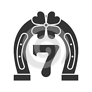 Lucky seven game glyph icon