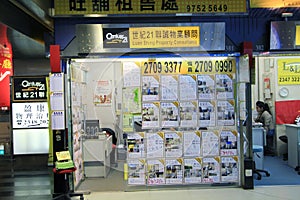 Luen shing property consultants shop in hong kong