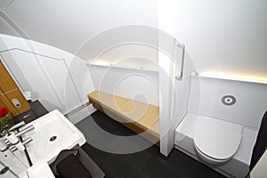 Lufthansa A380 toilet photo
