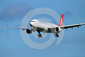 Turkish Airlines Airplane landing At Dublin Airport